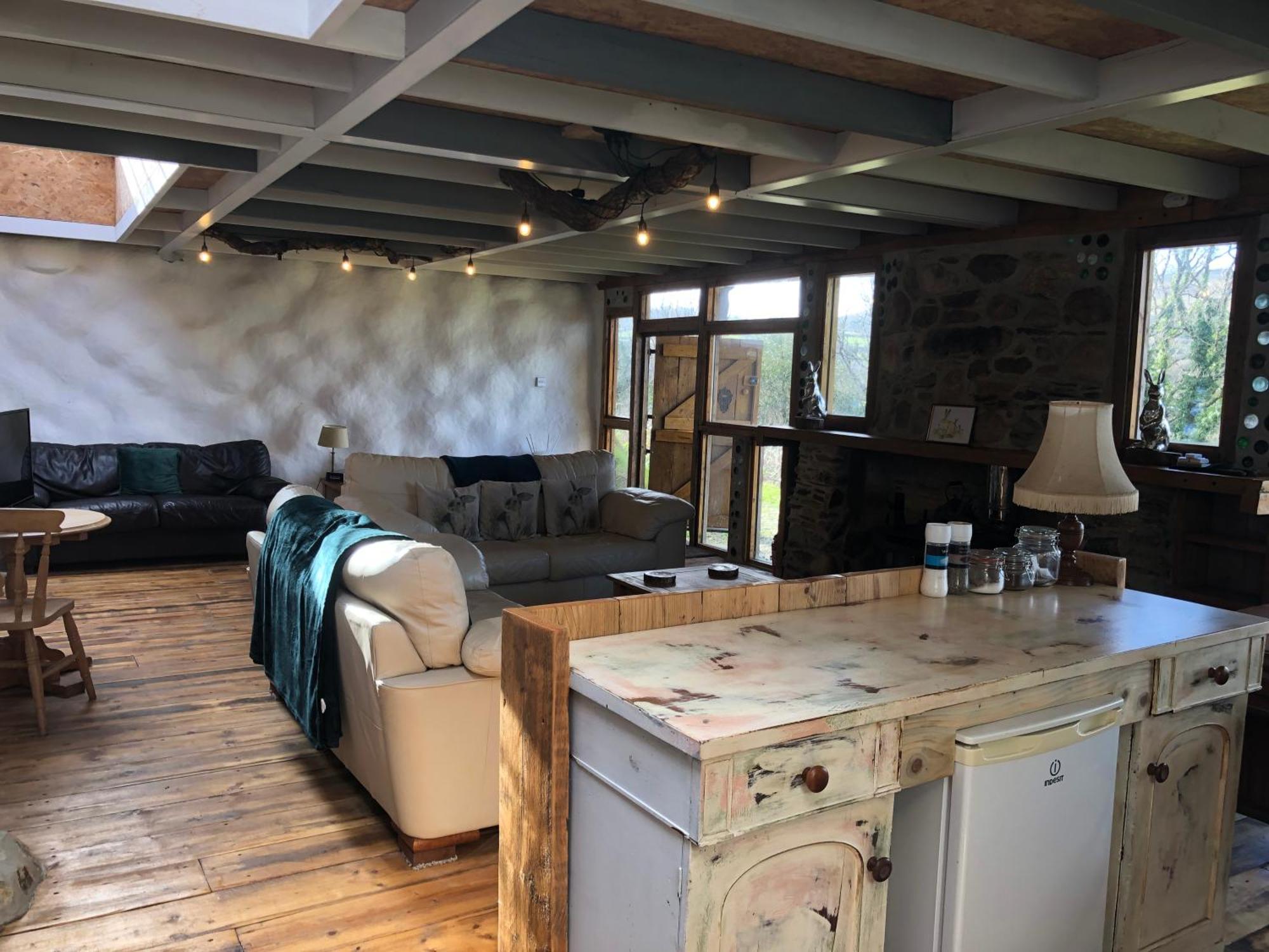 Rabbits 1Or 2 Bedroom Hobbit Style Hillset Earthen Dartmoor Eco Home South Brent Bagian luar foto
