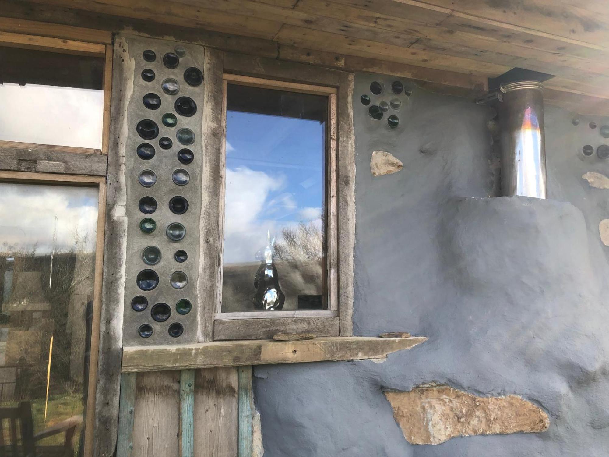 Rabbits 1Or 2 Bedroom Hobbit Style Hillset Earthen Dartmoor Eco Home South Brent Bagian luar foto